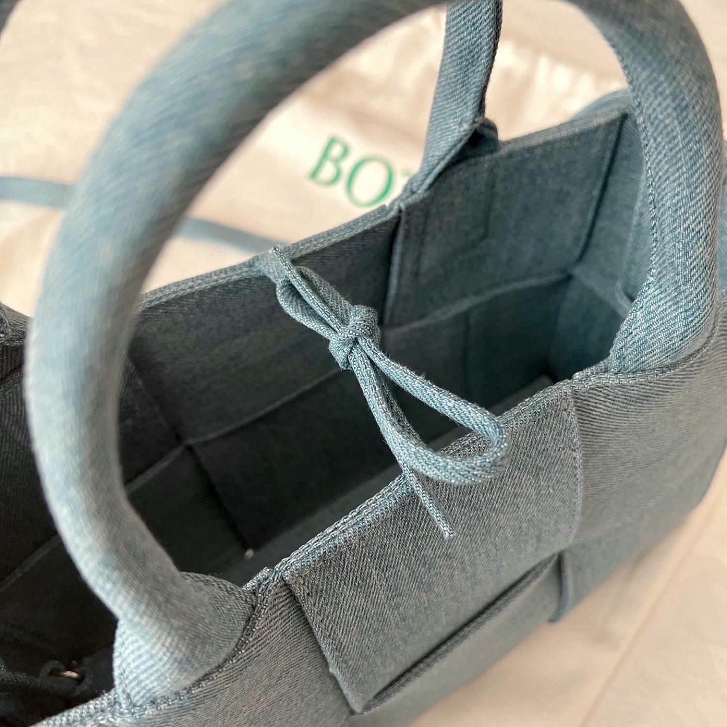 Bottega Veneta 2022 季節限量牛仔款與購買好價格分享 - 第4張圖 Bottega Veneta